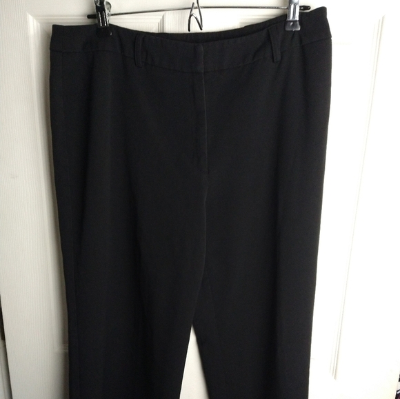 $  Norton McNaughton black clasp zip close stretch dress pants. Size 12 - Picture 1 of 10